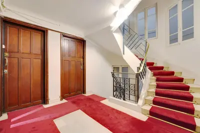 Plan de l'établissement Prestigieux 2 Pièces Champs-Élysées George V