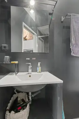 Salle de bains dans l'établissement Opera Cube