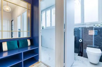 Salle de bains dans l'établissement Blue Design 2BDR Flat in the Heart of Bastille