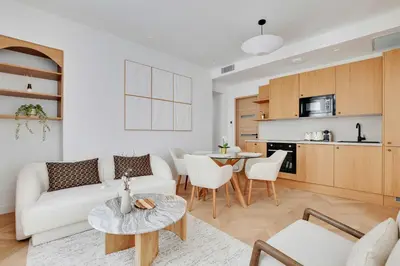 Cuisine ou kitchenette dans l'établissement Appartement Moderne - 3BR-6P - Montorgueil