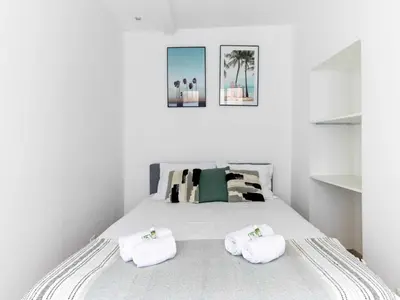 Un ou plusieurs lits dans un hébergement de l'établissement Modern apartment -1BR-4P- Saint-Germain-des-Prés