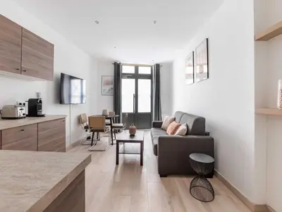 Cuisine ou kitchenette dans l'établissement Modern apartment -1BR-4P- Saint-Germain-des-Prés