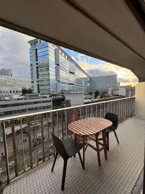 Balcon ou terrasse dans l'établissement 2 bedroom apartment renovated in the heart of Paris