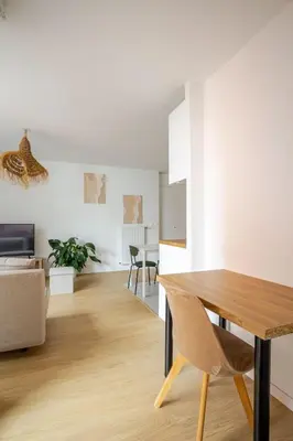 Coin salon dans l'établissement 2 room apartment near PARIS and Metro line 4