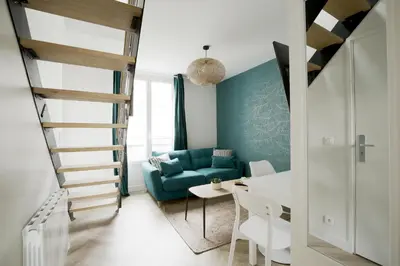 Coin salon dans l'établissement Relish Best Paris Baguette in Light-Filled Duplex