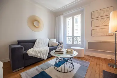 Coin salon dans l'établissement CIA - Bastille, rue de la Roquette