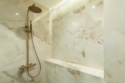 Salle de bains dans l'établissement Luxury Apartment Saint Honore I