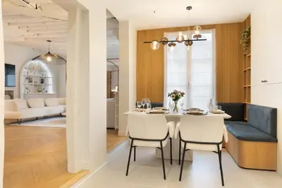 Coin salon dans l'établissement Luxury Apartment Saint Honore I