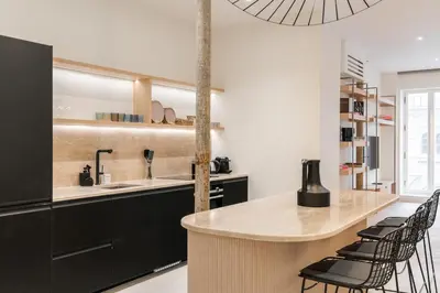 Cuisine ou kitchenette dans l'établissement Luxury apartment of 140 sqm
