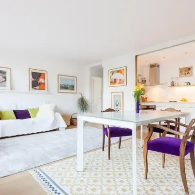 Beautiful Paris Centre apartment in garden
