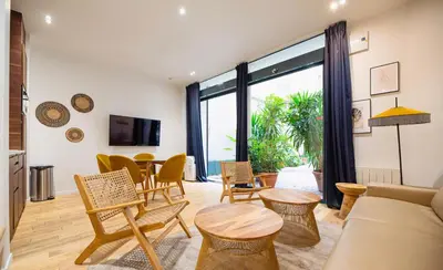 Télévision ou salle de divertissement dans l'établissement CIA - Notre Dame spacious Home