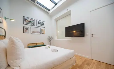 Télévision ou salle de divertissement dans l'établissement CIA - Notre Dame spacious Home