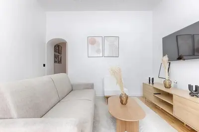 Coin salon dans l'établissement Montparnasse - Modern & renovated 3BD for 8 guests