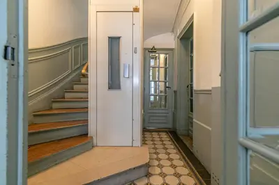 Plan de l'établissement MBA - Courcelles - Splendide Appartement
