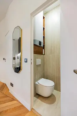 Salle de bains dans l'établissement Typical Parisian Apartment in Le Marais#4 pers