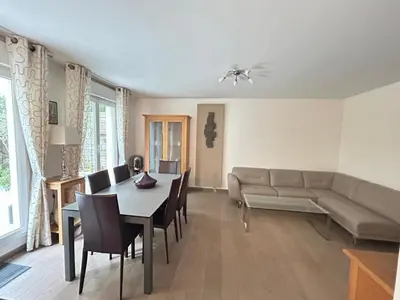 Coin salon dans l'établissement Maison Cesalyna