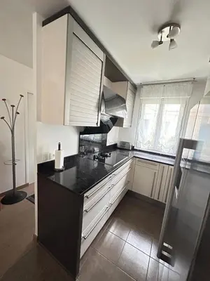 Cuisine ou kitchenette dans l'établissement Maison Cesalyna