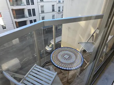 Balcon ou terrasse dans l'établissement Cosy Studio Close Eiffel Tower