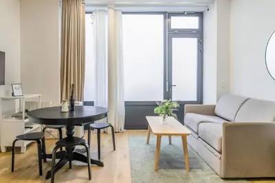 Coin salon dans l'établissement Enjoy in a Lovely Nest with modern design