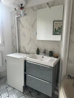 Salle de bains dans l'établissement L'antre du Félin