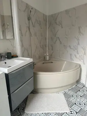 Salle de bains dans l'établissement L'antre du Félin