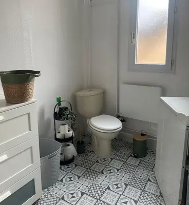 Salle de bains dans l'établissement L'antre du Félin