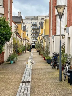 Quartier de le chalet ou autre quartier proche