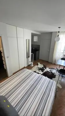 Un ou plusieurs lits dans un hébergement de l'établissement Chic Studio - Montorgueil, AC & Fast Wi-fi