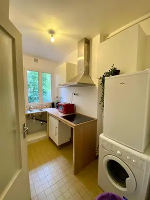Cuisine ou kitchenette dans l'établissement Studio Palais des Congrès Maillot Paris