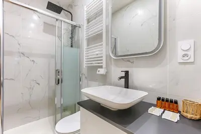 Salle de bains dans l'établissement Apppartement en Duplex Montmatre Sacré Cœur
