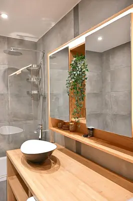 Salle de bains dans l'établissement Charmant appartement Neuilly-sur-seine- II