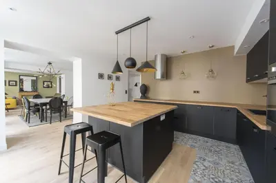 Cuisine ou kitchenette dans l'établissement Yacht