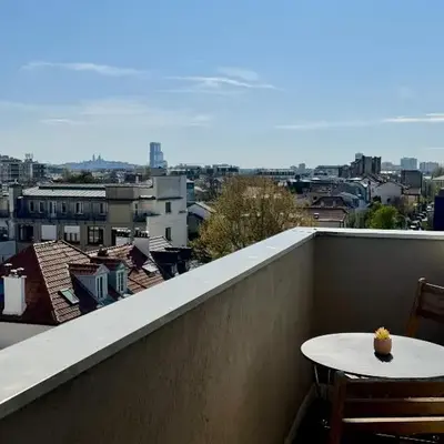 Cosy flat with view