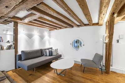 Coin salon dans l'établissement Petit Chalet