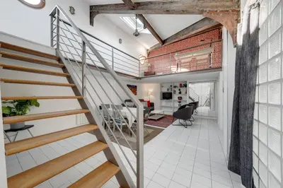 Coin salon dans l'établissement Large luxury Loft for 6 people by Weekome