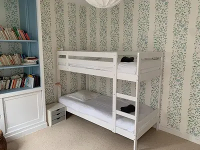 Un ou plusieurs lits dans un hébergement de l'établissement Paris 15, beautiful 3 bedrooms