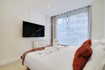 Un ou plusieurs lits dans un hébergement de l'établissement Luxury Stay & Spacious