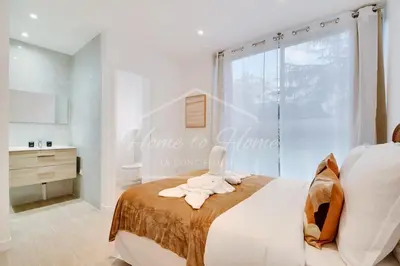 Un ou plusieurs lits dans un hébergement de l'établissement Luxury Stay & Spacious