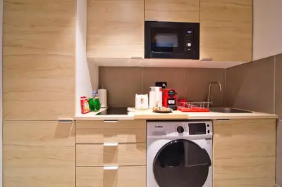 Cuisine ou kitchenette dans l'établissement Studio moderne au cœur du 7ᵉ, proche Tour Eiffel