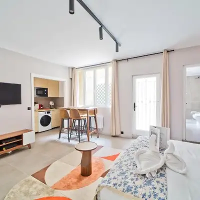 Studio moderne au cœur du 7ᵉ