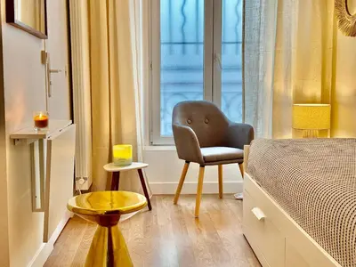 Coin salon dans l'établissement Petit Paris