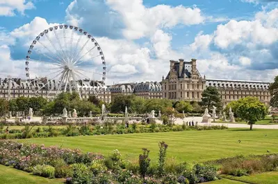 Jardin de l'établissement Stylish & Elegant I Metro is only 1minute away I Near Montmartre