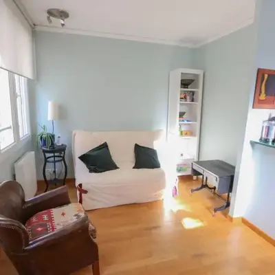 Bright pied-à-terre Eiffel Tower 4 people