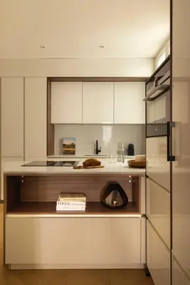Cuisine ou kitchenette dans l'établissement Elegant apartment - 2BR- 6P- Gare Saint Lazare