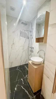 Salle de bains dans l'établissement Apmt BelleVille
