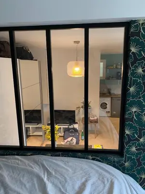 Un ou plusieurs lits dans un hébergement de l'établissement New & cosy beautiful apt close Marais!