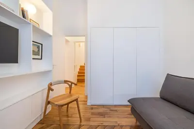 Télévision ou salle de divertissement dans l'établissement Mousquetaire
