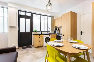 Cuisine ou kitchenette dans l'établissement Amazing apartment - 1BR 4P - Bastille