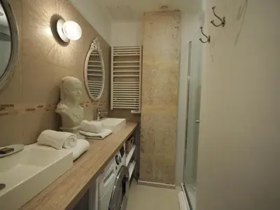 Salle de bains dans l'établissement Saint Germain Elegant ChicSuites