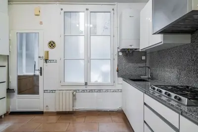 Cuisine ou kitchenette dans l'établissement Paris Center Loft